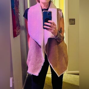 Velvet By Graham & Spencer Cotton Ulio Faux Sherpa Vest in Brown size small